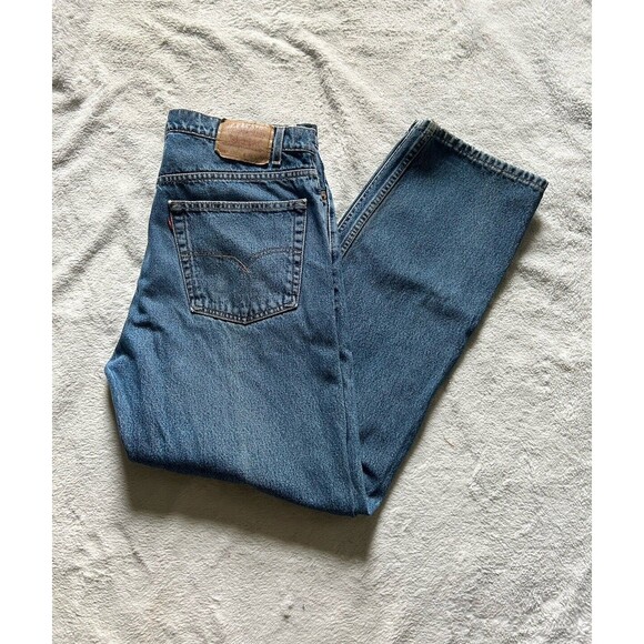 Vintage 90s Levis 505 Jeans Mens Regular Fit Straight Leg Medium Wash Size 38x32 - Picture 1 of 9
